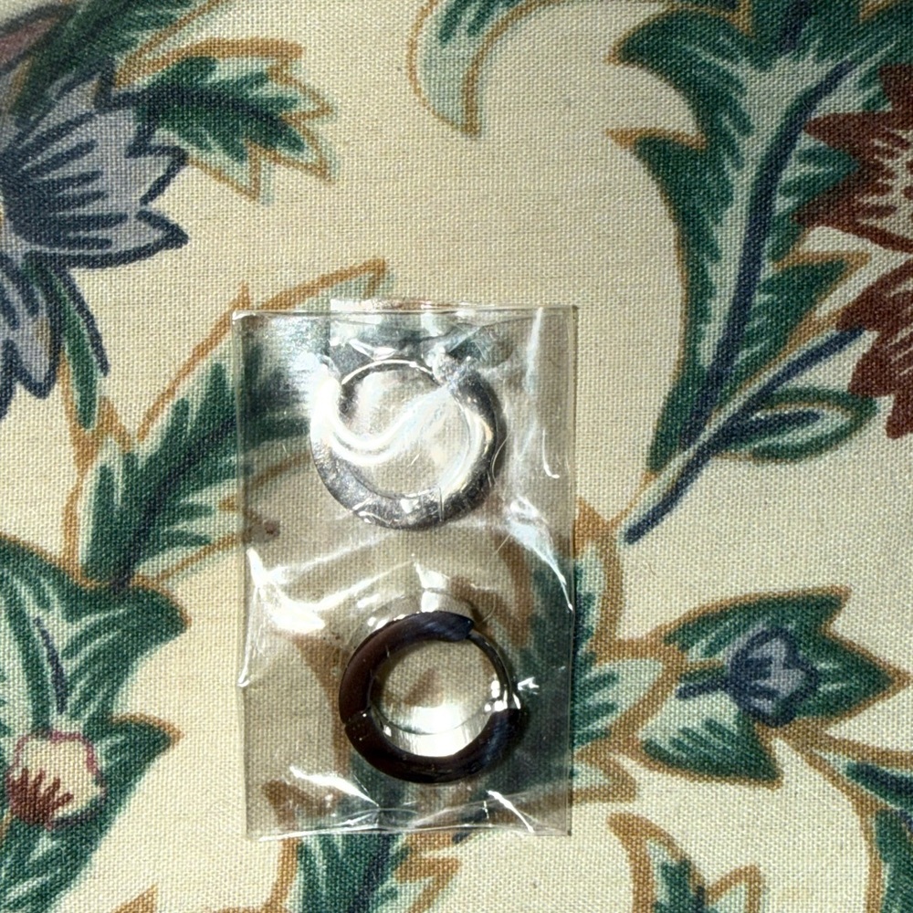 Chic Silver Hoop Earrings